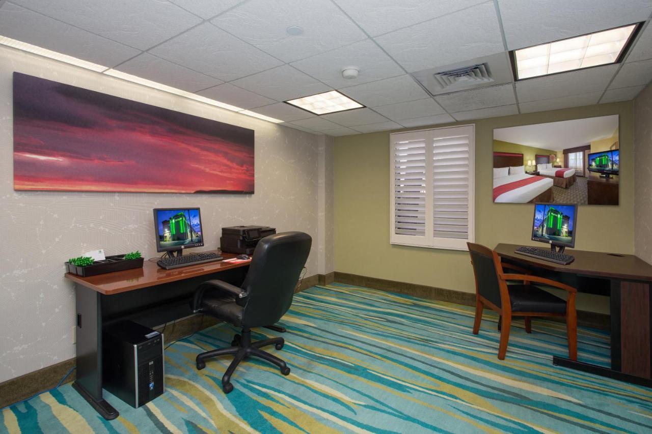 Holiday Inn North Феникс Экстерьер фото
