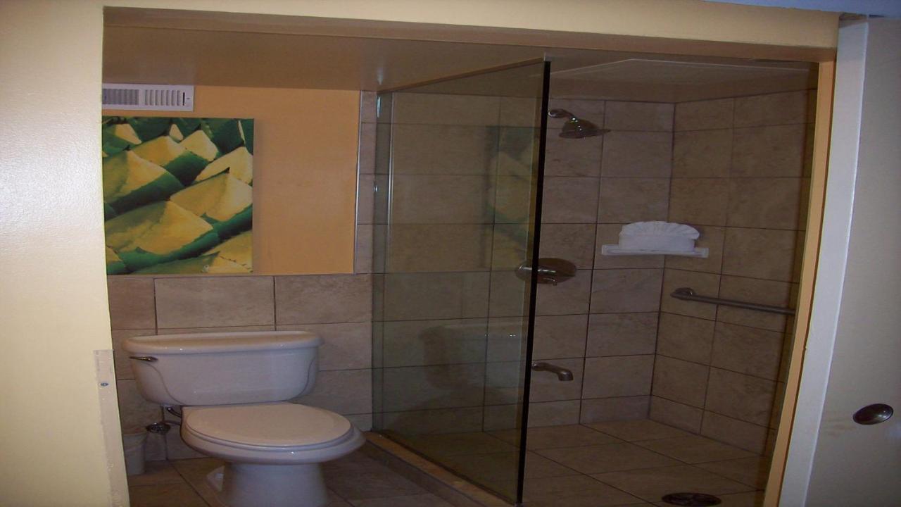 Holiday Inn North Феникс Экстерьер фото