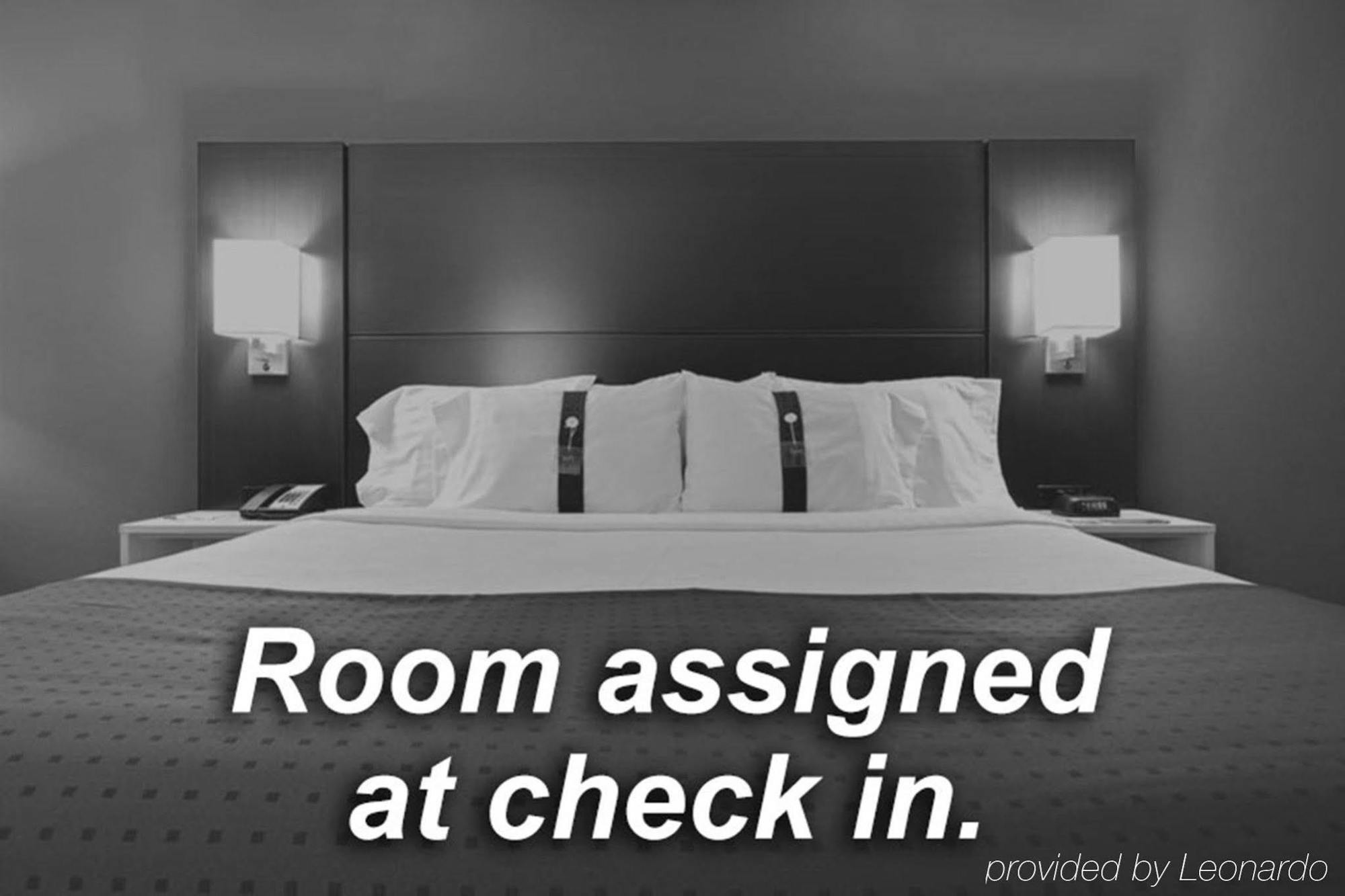 Holiday Inn North Феникс Экстерьер фото