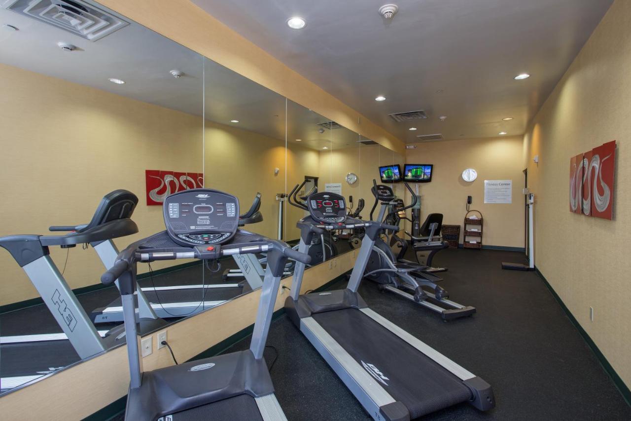 Holiday Inn North Феникс Экстерьер фото