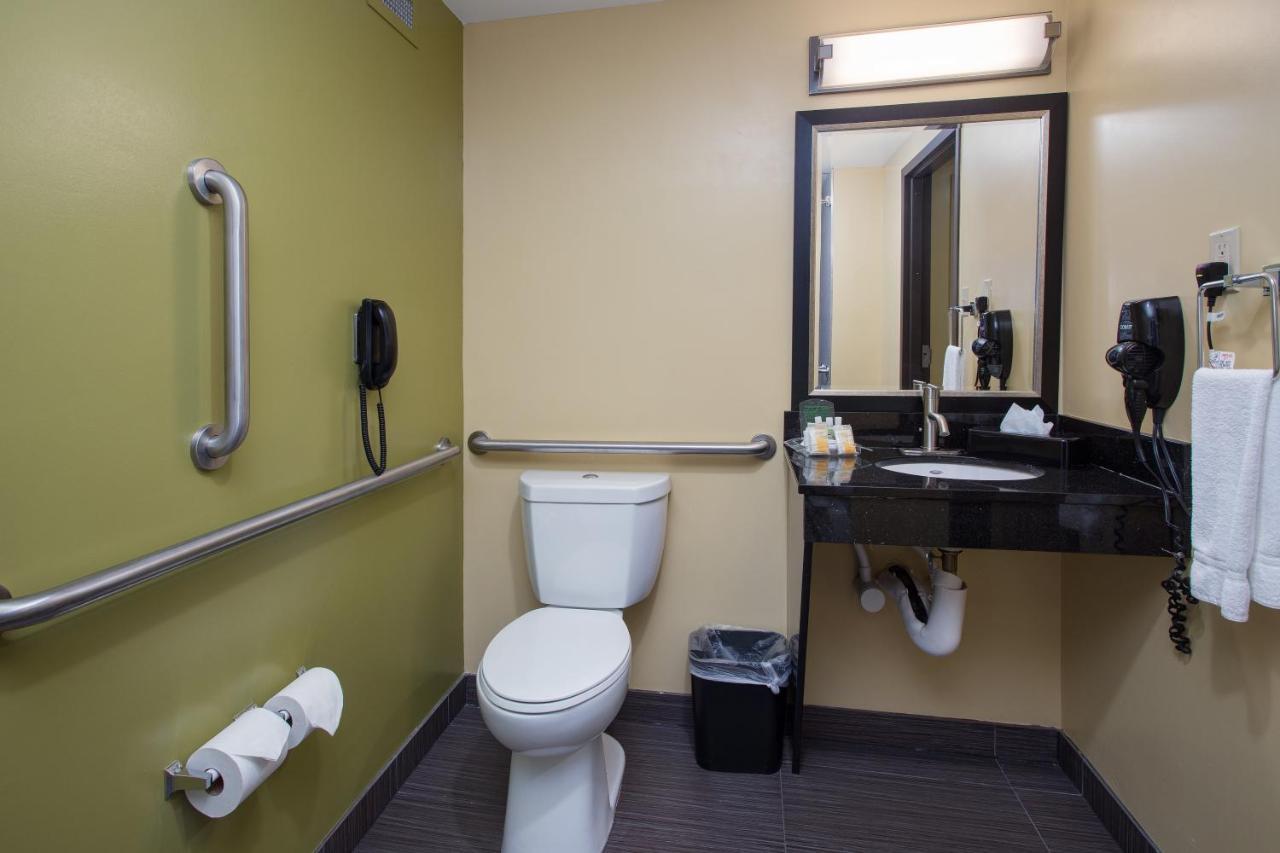 Holiday Inn North Феникс Экстерьер фото